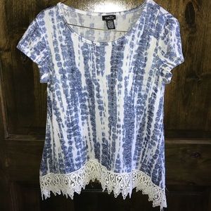 Uniquely Patterned Blouse